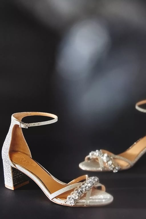 giona block heels badgley mischka