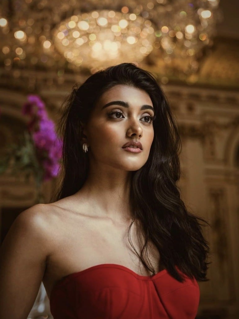 We Love Her Dresses…How To Dress Like Neelam Gill