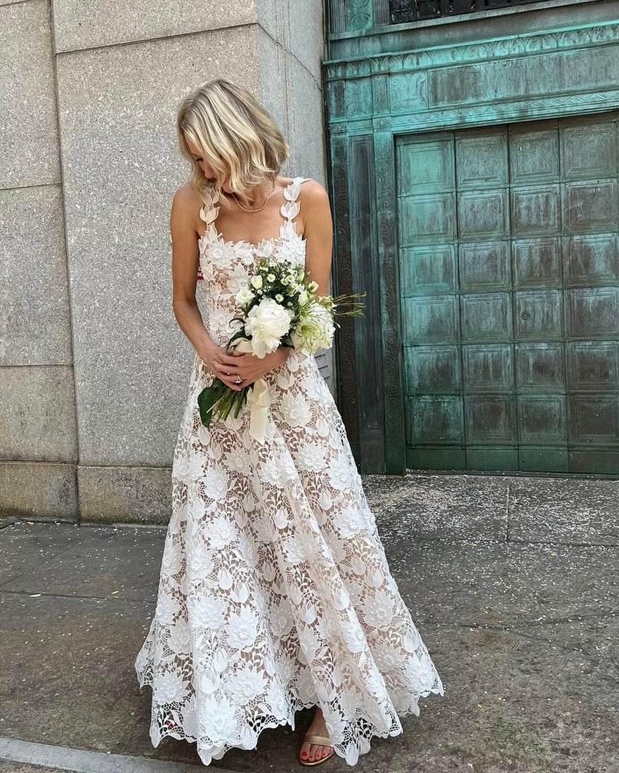 Fashion People Are Obsessing Over This Iconic Naomi Watts Wedding Dress