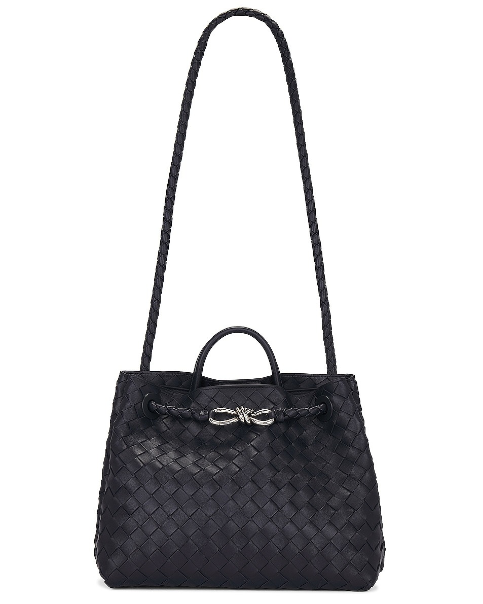 BOTTEGA VENETA 25S MEDIUM ANDIAMO 32 IN IVORY BLACK CALFSKIN AND CANVAS