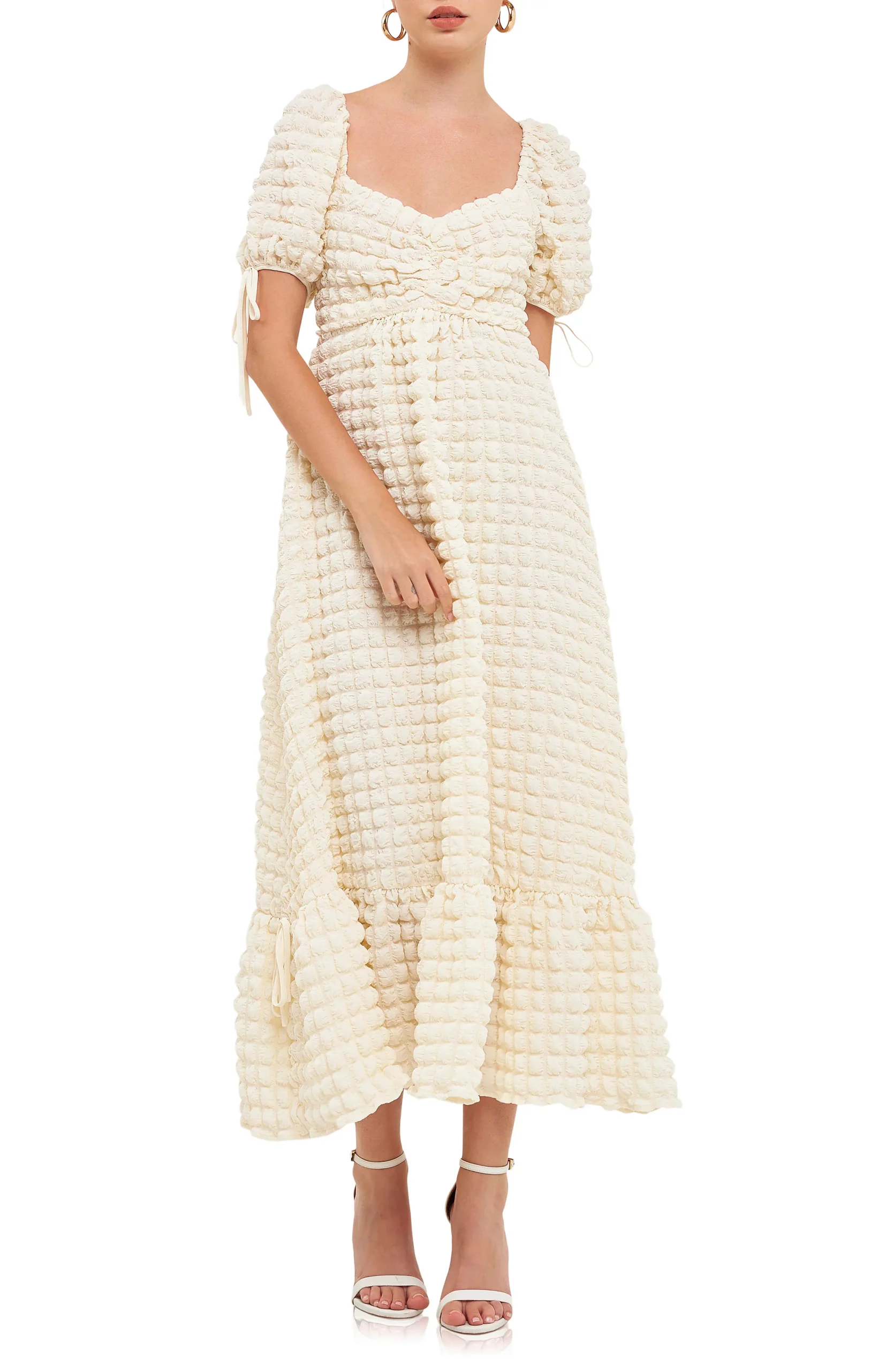 endless rose puff sleeve sweetheart textured midi dress Endless Rose Puff-Sleeve Sweetheart Textured Midi Dress