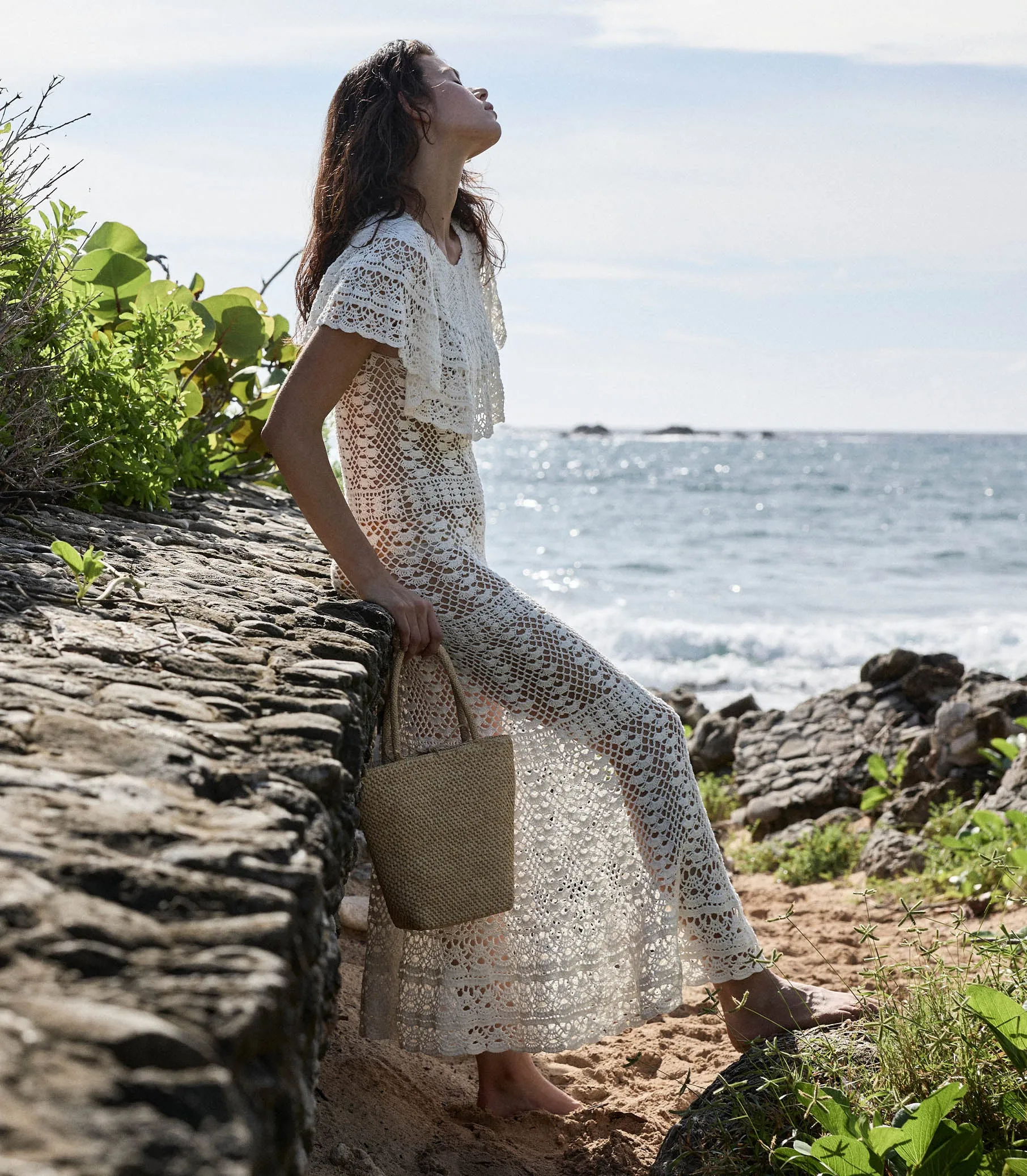 Why White Dresses Are the Go-To Choice for Fashionistas in 2025