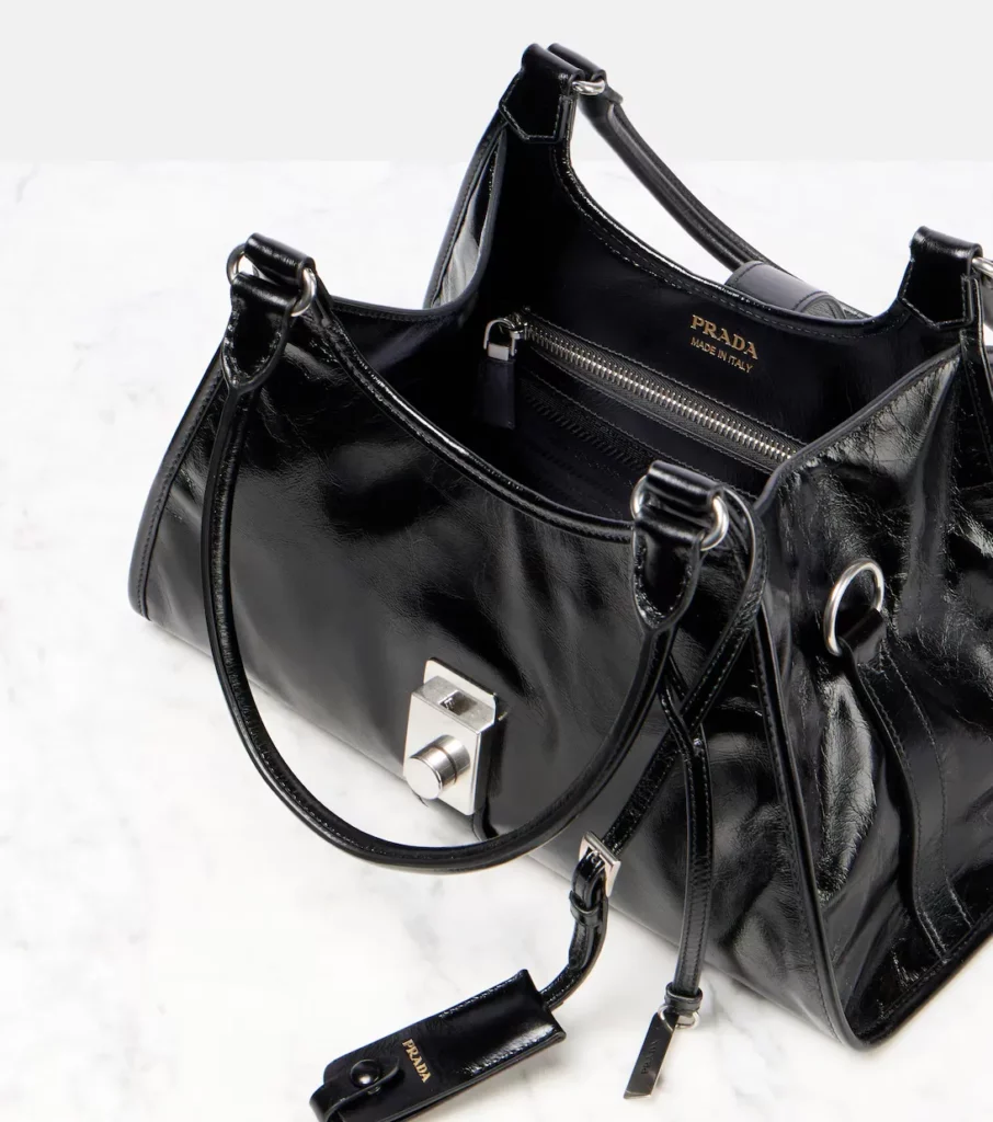 Medium Leather Shoulder Bag Full Size Image 5