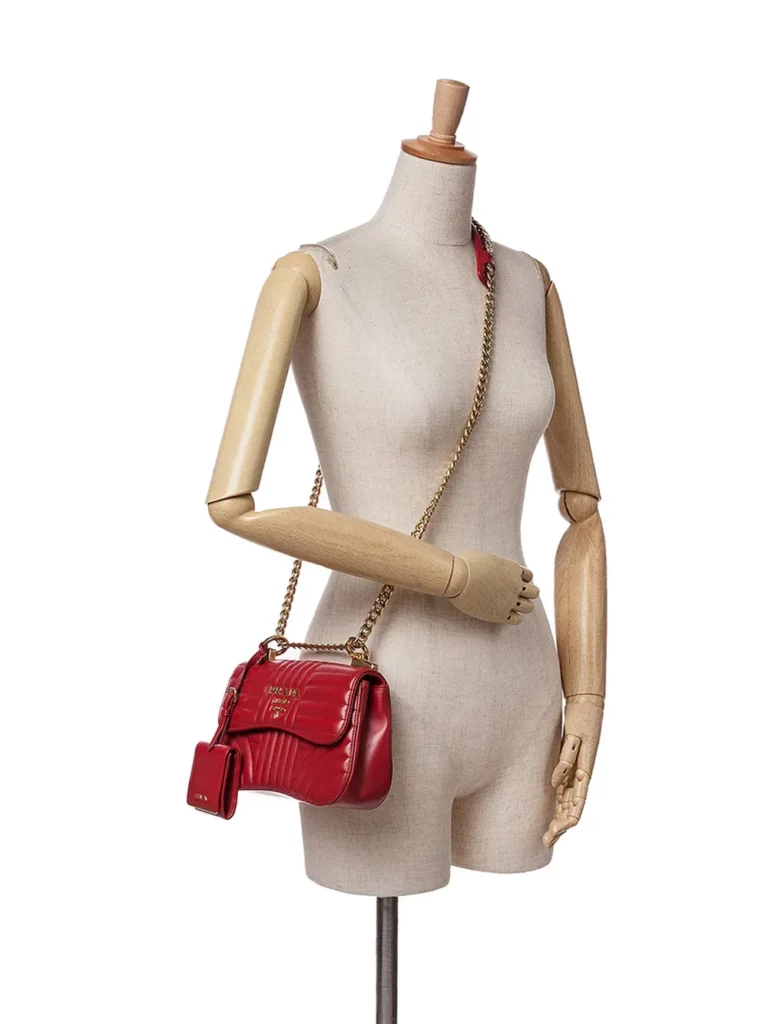 Small Quilted Calfskin Diagramme Curved Chain Flap Crossbody Bag Full Size Image 6