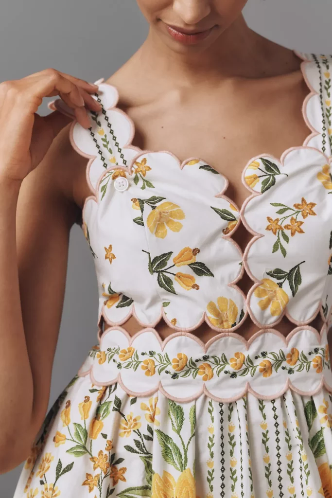 Sleeveless Scallop-trim Printed Midi Dress Full Size Image 4