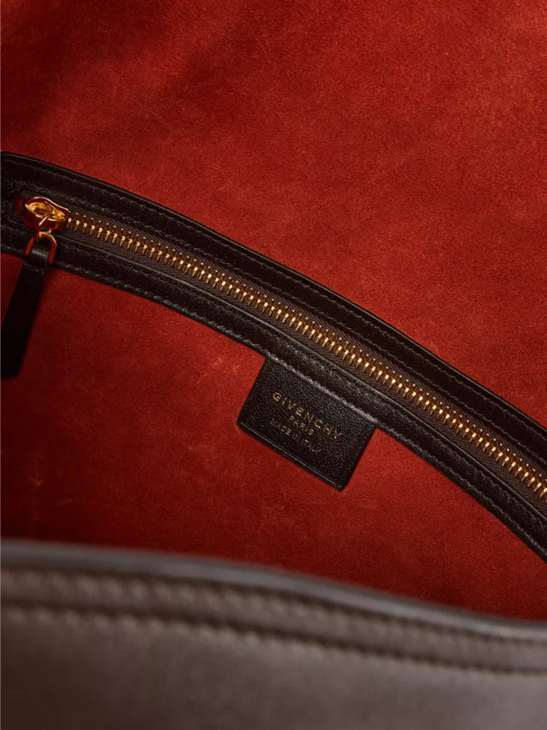 Voyou Medium Shiny Leather Shoulder Bag Full Size Image 5