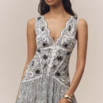 V-Neck Printed Mini Dress Thumbnail 3