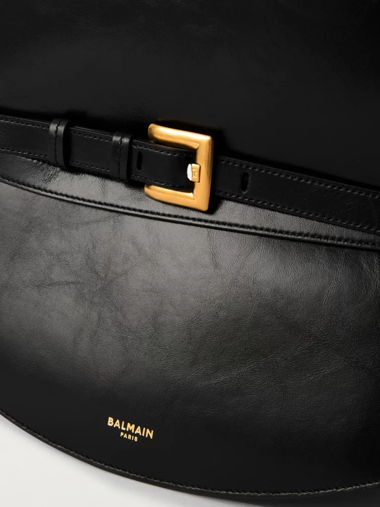 Shuffle Medium Buckled Leather Shoulder Bag Full Size Image 4