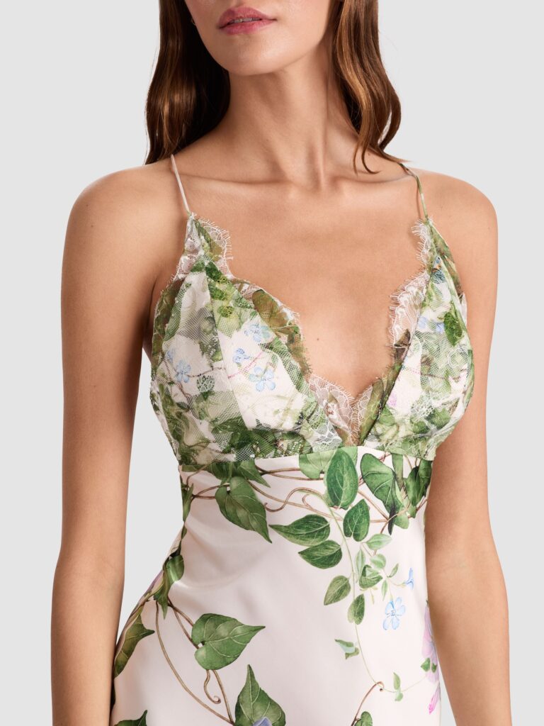 Claudia Open Back Maxi Dress Full Size Image 3