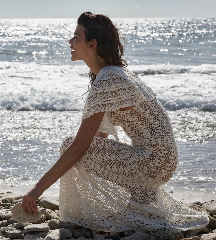 Flowy Beach Dresses Are the Unofficial Uniform of Summer Getaways—Here’s Proof