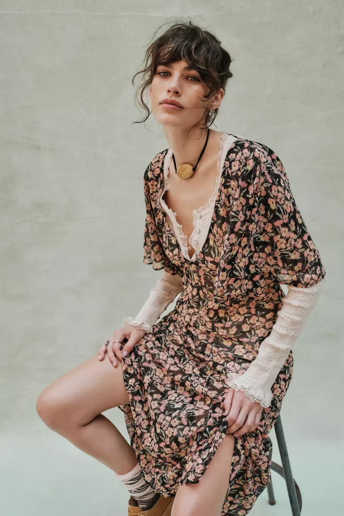 Elisandra Midi Dress Full Size Image 4