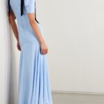 Velvet Bow-Embellished Silk-Crepe Gown Thumbnail 2