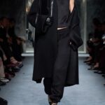 Snake-effect Leather Pumps Thumbnail 2