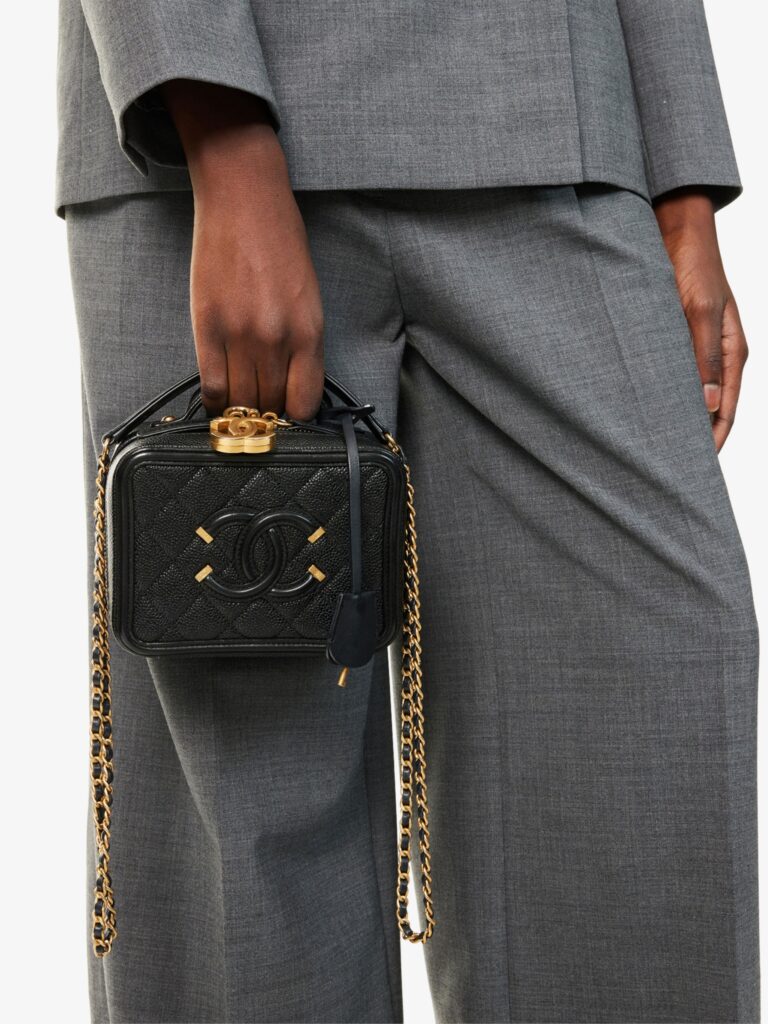 Pre-loved Filigree Vanity Case Full Size Image 5