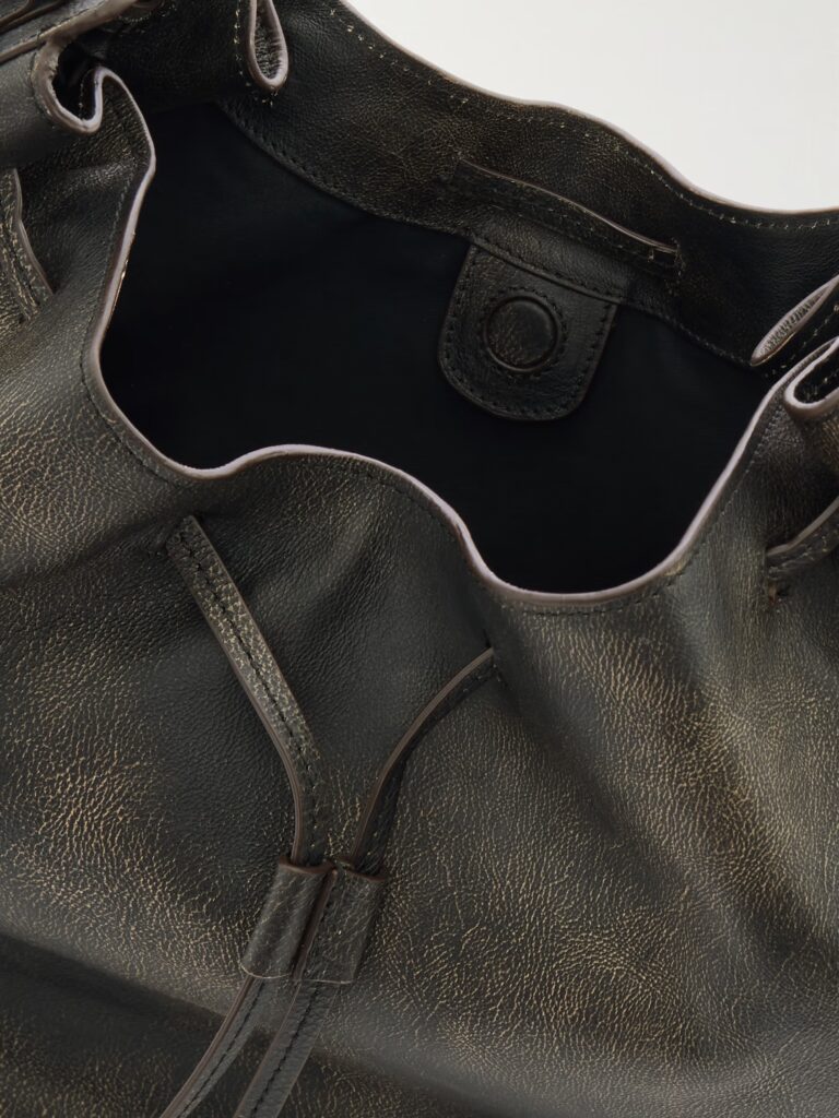 Bolton Distressed Leather Shoulder Bag Full Size Image 3