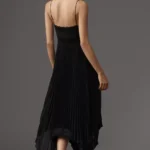 Alessandra V-Neck Pleated Maxi Dress Thumbnail 2
