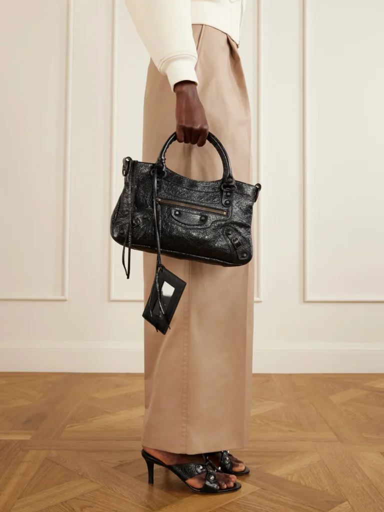 Le City First Leather Shoulder Bag Full Size Image 3
