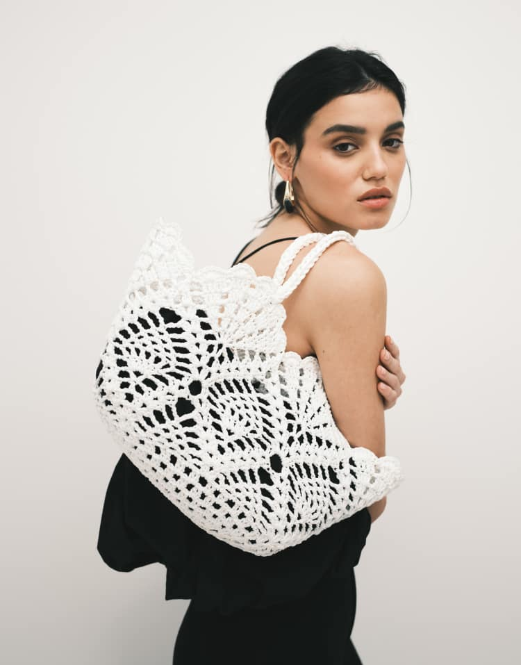 Floral Crochet Grab Handle Tote Bag Full Size Image 2