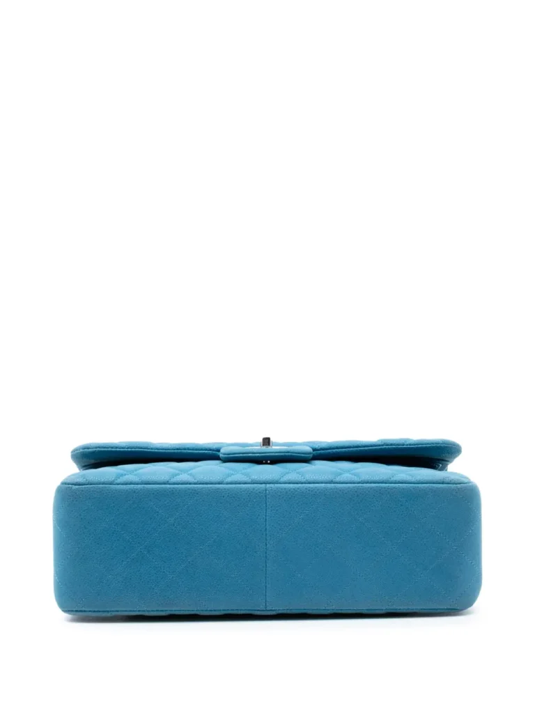 Jumbo Classic Caviar Double Flap Shoulder Bag Full Size Image 3